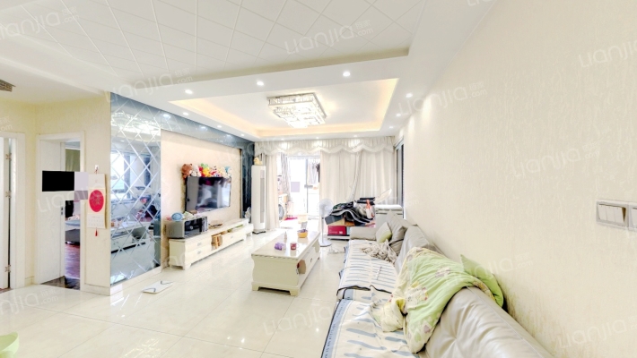 香槟花园二手房实景图