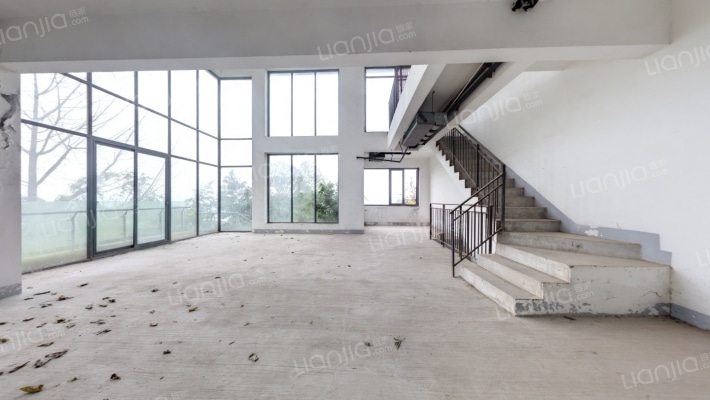 协信阿卡迪亚A组团纯墅二手房实景图