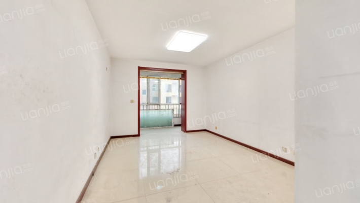 长风国兴二手房实景图