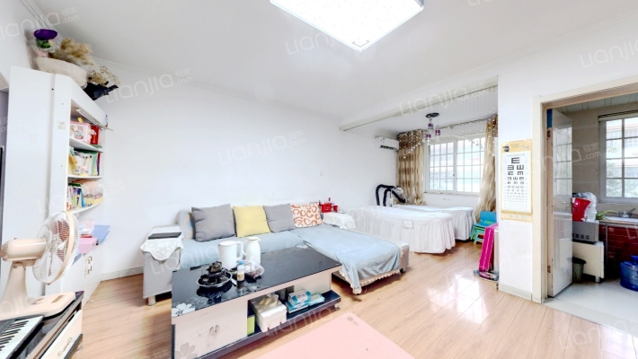 天悦华府二手房实景图