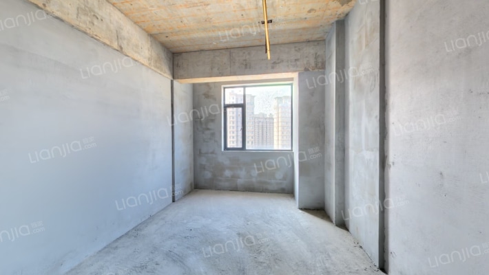 卓尔时代中心二手房实景图