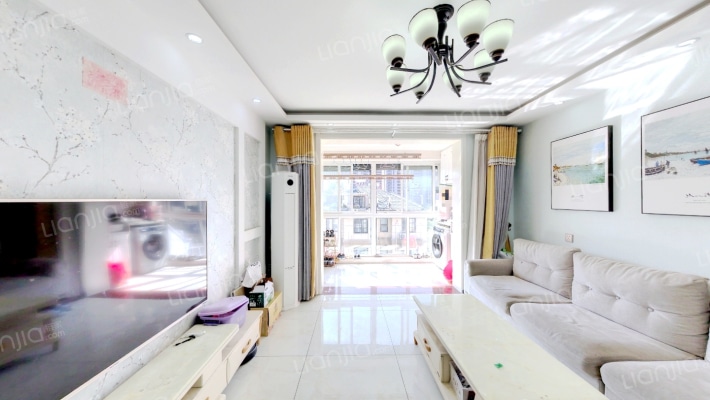 新晨佳苑南区二手房实景图