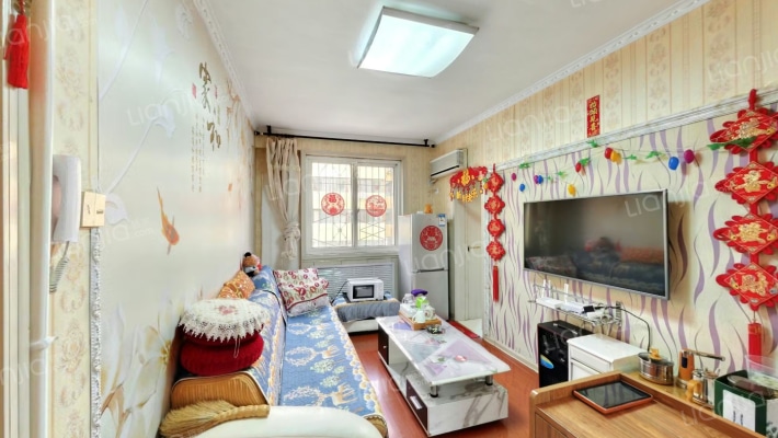 晶颖佳苑二手房实景图