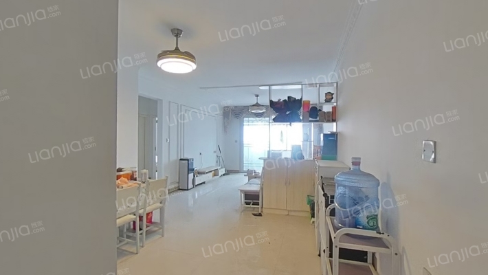 万鹤赉博雅园二手房实景图