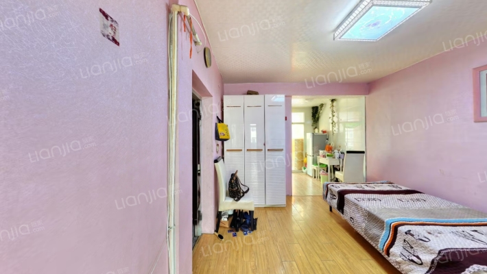 鹏泰花园二手房实景图