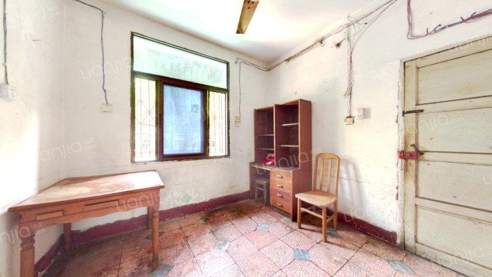 保温瓶小区二手房实景图