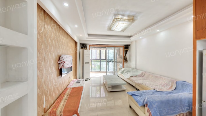 江南景苑南区二手房实景图