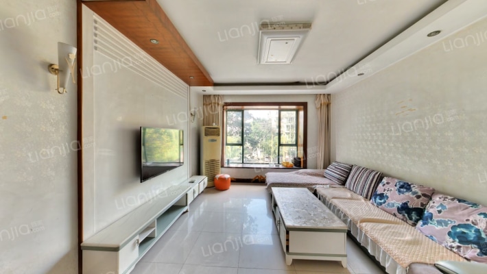 青水美居壹期二手房实景图