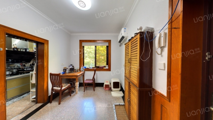 塘河新村二手房实景图