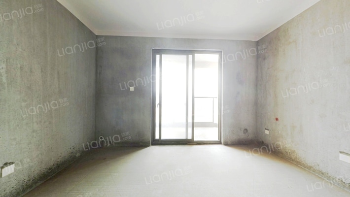 金色名门小区二手房实景图