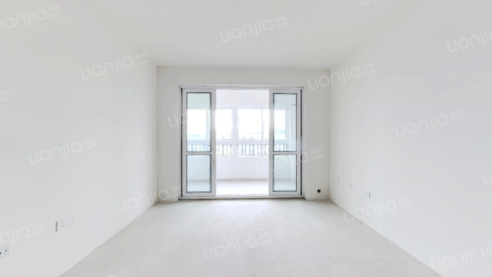 白龙湖绿苑二手房实景图