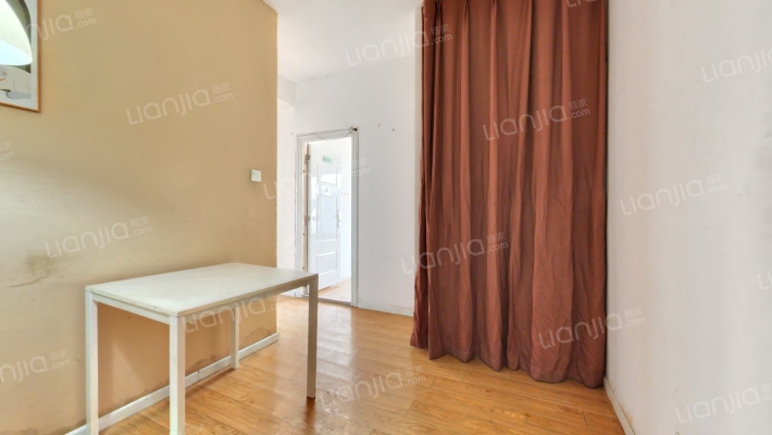 蓝光金悦天娇二手房实景图