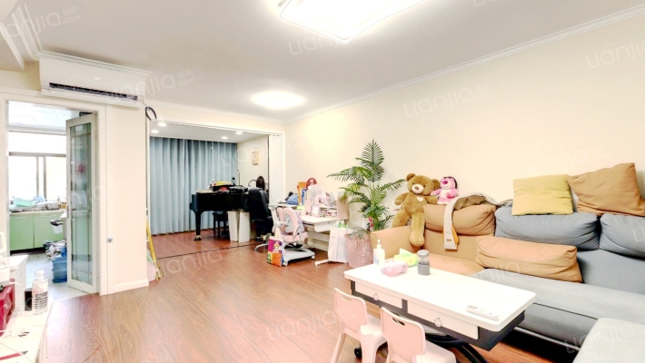 抚顺路11号小区二手房实景图