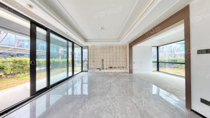 春境东来院二手房实景图