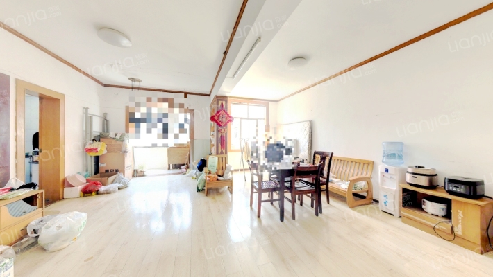 航侧小居二手房实景图