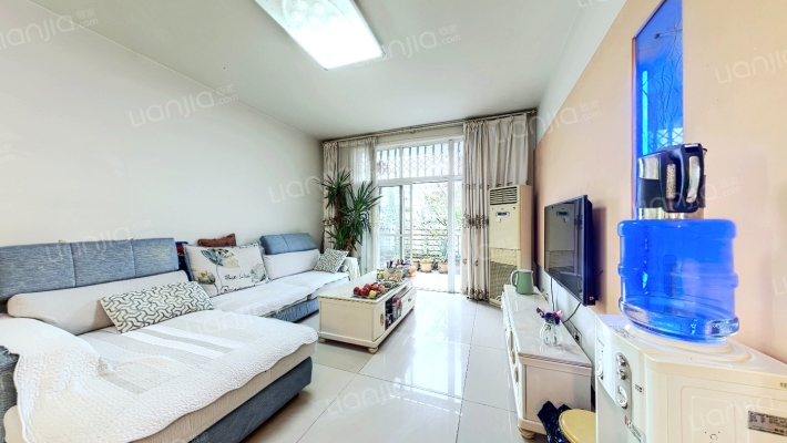 五环假日广场二手房实景图