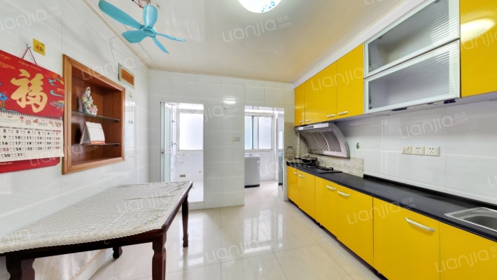 鸡鸣山庄二手房实景图