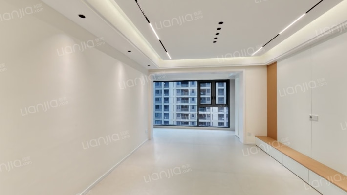 芳韵雅苑D区二手房实景图