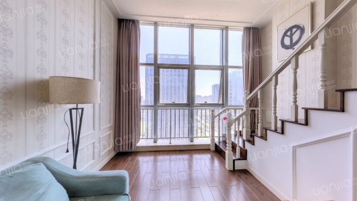 凯旋大厦二手房实景图