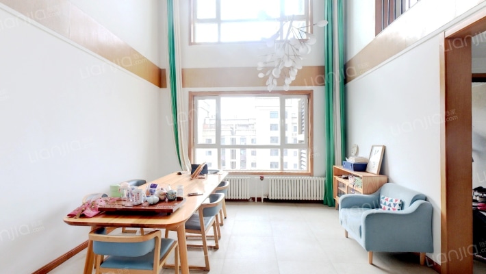 中房翡翠郡二手房实景图