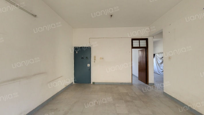 农委宿舍二手房实景图