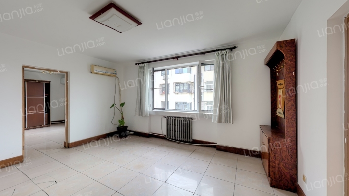 鸿港小区二手房实景图