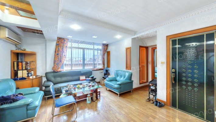 蜂巢山路二手房实景图