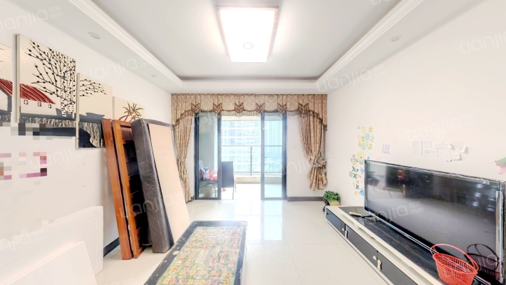 保利中宇花园二手房实景图