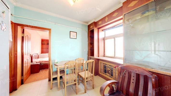 中建二局南区二手房实景图