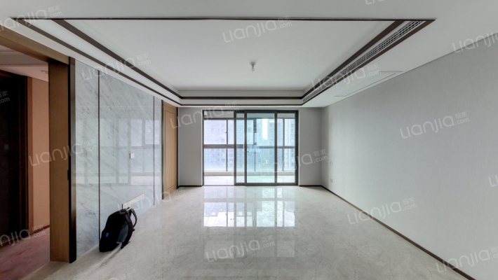 卓越雅苑二手房实景图