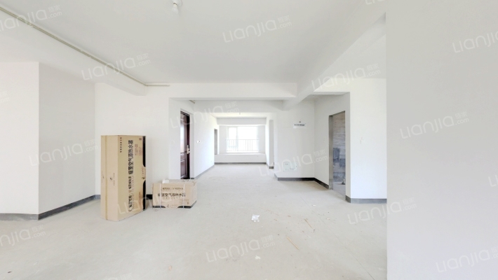 世新铭邸二手房实景图