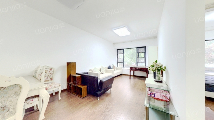 威兰德小镇二手房实景图