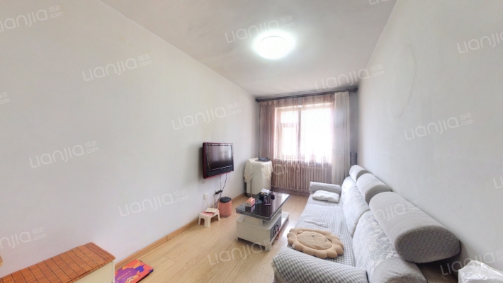 春草小区二手房实景图