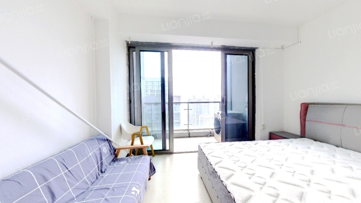 金融橙公寓二手房实景图