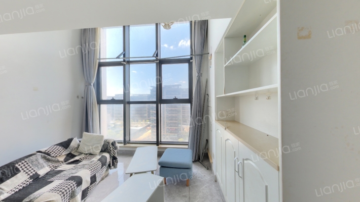 融和·华府城市广场二手房实景图