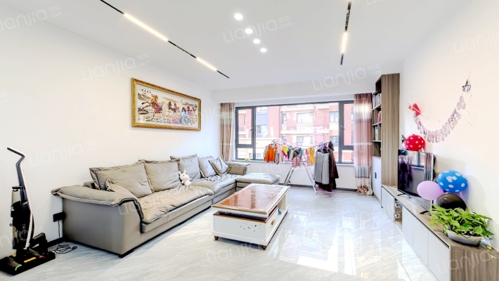 一方天鹅湖三期二手房实景图