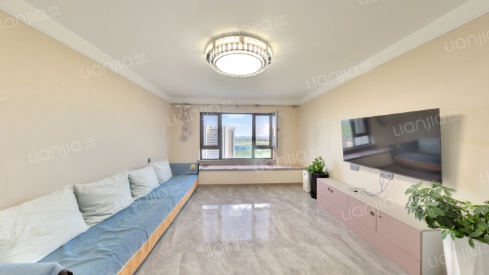 万科向日葵小镇东郡秋拾里二手房实景图