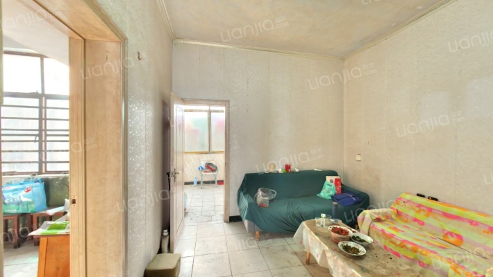 船厂家属院二手房实景图