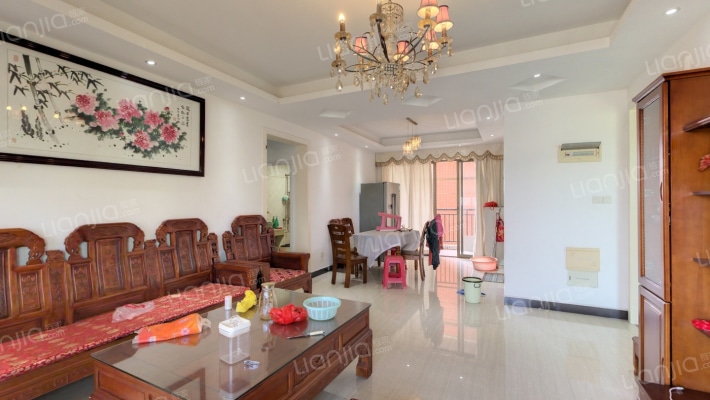 雍华庭二手房实景图