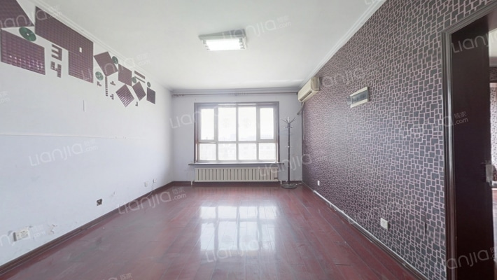 春铁大厦二手房实景图