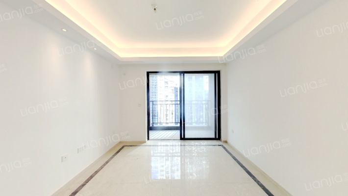 绿地璀璨家园1期二手房实景图