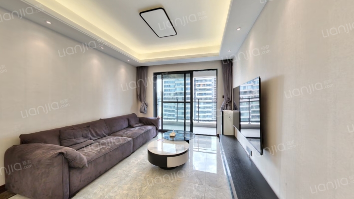 云樾名邸二手房实景图