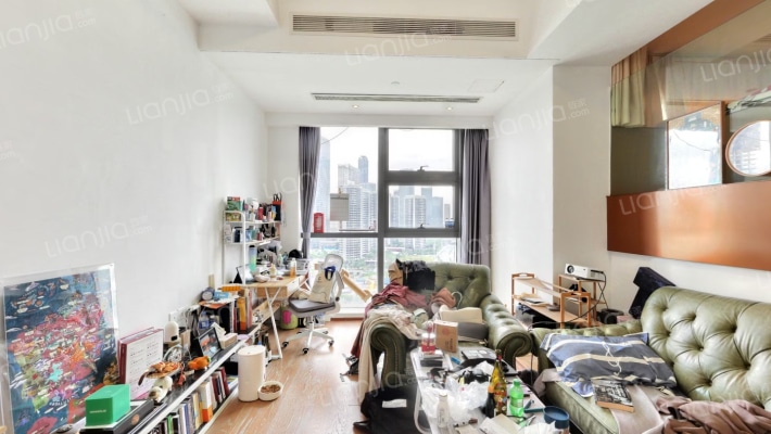 湾区一号二手房实景图
