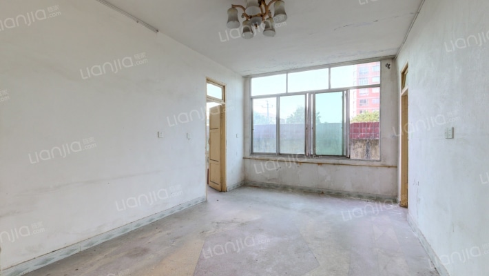 旌阳区烟草专卖局宿舍二手房实景图