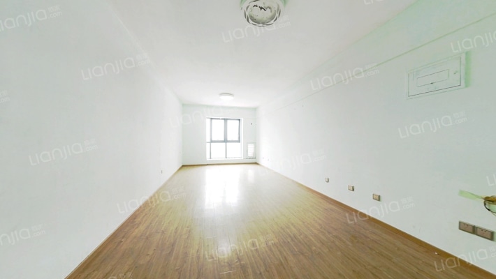 东贸国际公寓二手房实景图