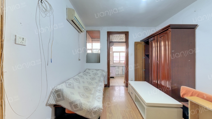 商城路二手房实景图