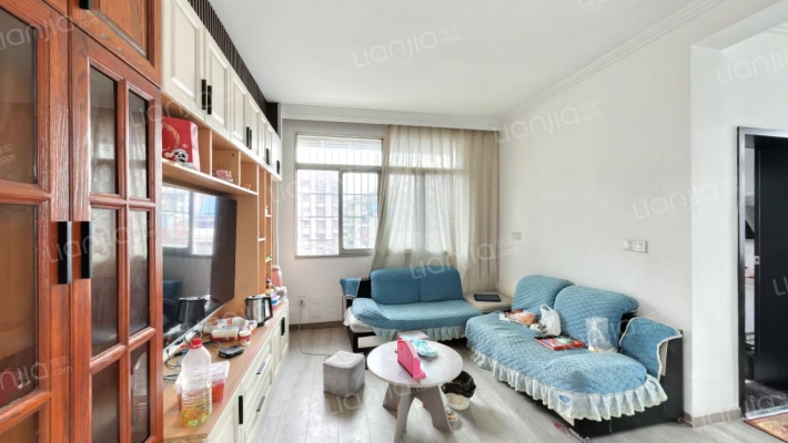 建设公寓二手房实景图