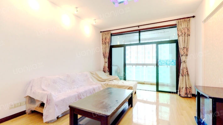 水岸豪庭二手房实景图