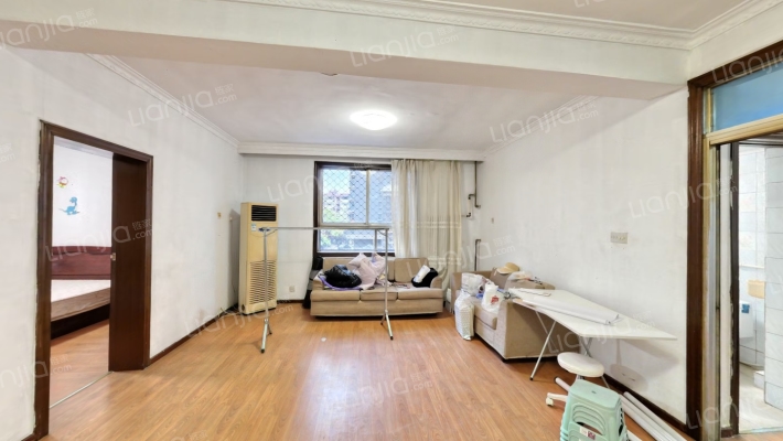 卧龙巷60号二手房实景图