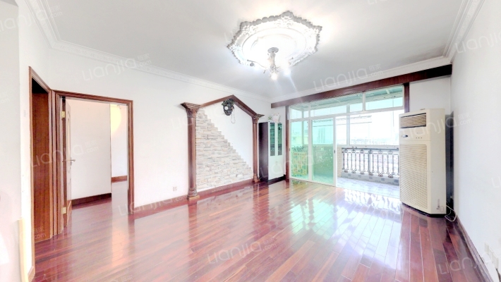 建华新苑二手房实景图